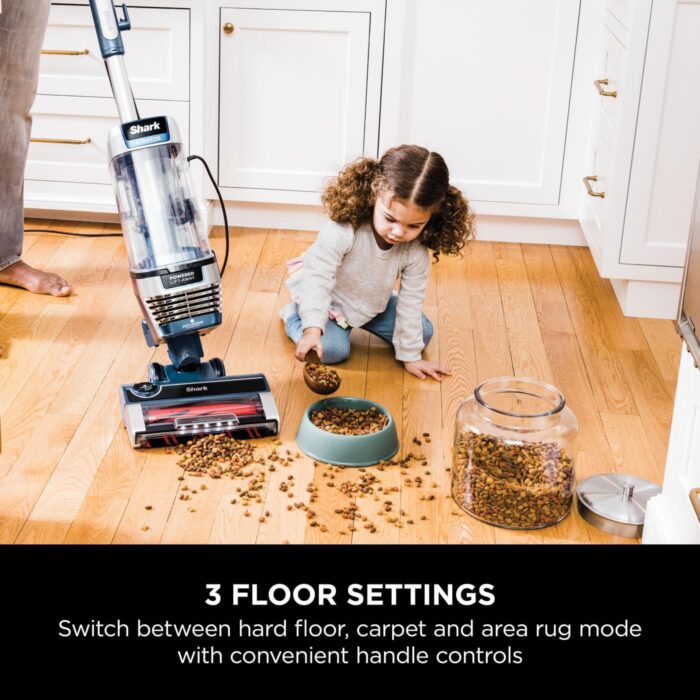 Shark Stratos XL 2.6 Litre Corded Upright Vacuum Cleaner with Anti Hair Wrap Plus & Anti Odour, Pet, Crevice and Multi-Surface Tools, Transforms to Portable Vacuum, 800W 2.6 ltrs, Navy Blue AZ3000UKT