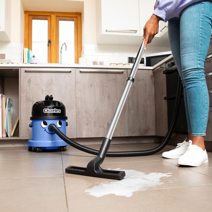 Henry CVC370-2 Charles Wet and Dry Vacuum Cleaner, 15 Litre, 1060 W, Blue, Blue/Black